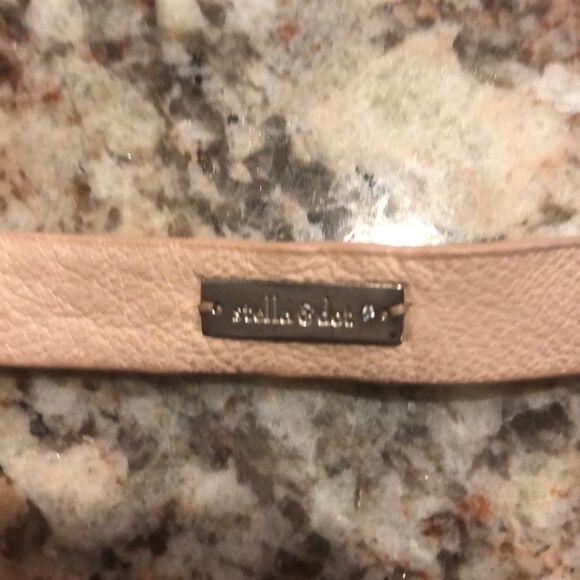 Stella and Dot leather wrap bracelet - Picture 3 of 4